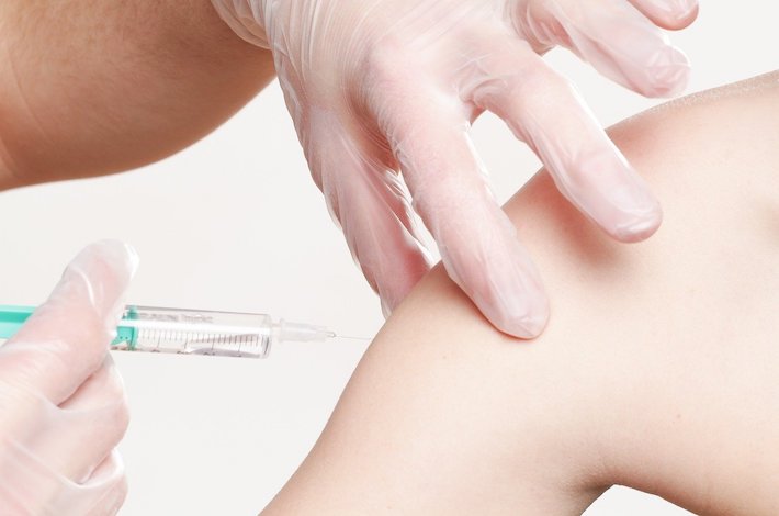 Harabin opäť klame, nepáči sa mu rýchlo vyvinutá vakcína